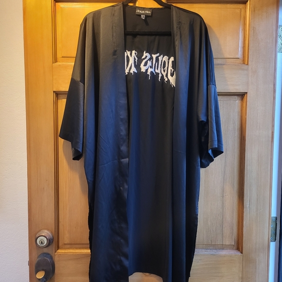 Doll Kills Kimono Style Satin Robe - Picture 5 of 7